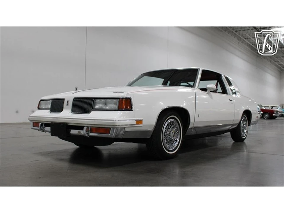 1988 Oldsmobile Cutlass 5th Gen - Image 19 of 31