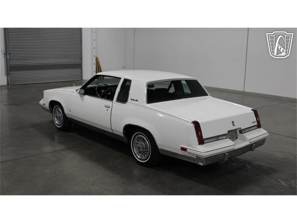 1988 Oldsmobile Cutlass 5th Gen - Image 5 of 31