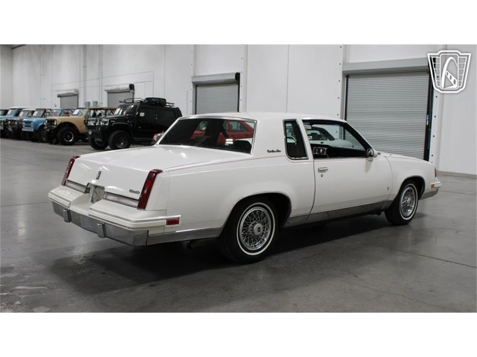 1988 Oldsmobile Cutlass 5th Gen - Image 15 of 31