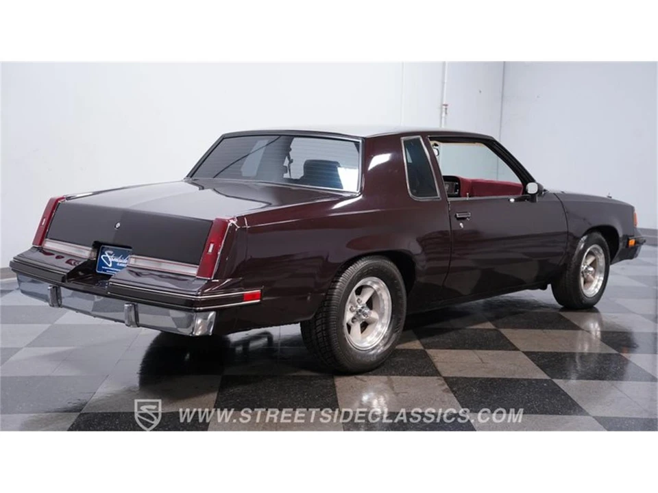 1988 Oldsmobile Cutlass 5th Gen - Image 11 of 31
