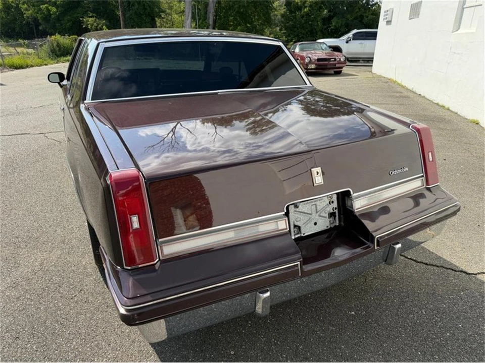 1988 Oldsmobile Cutlass 5th Gen - Image 6 of 31