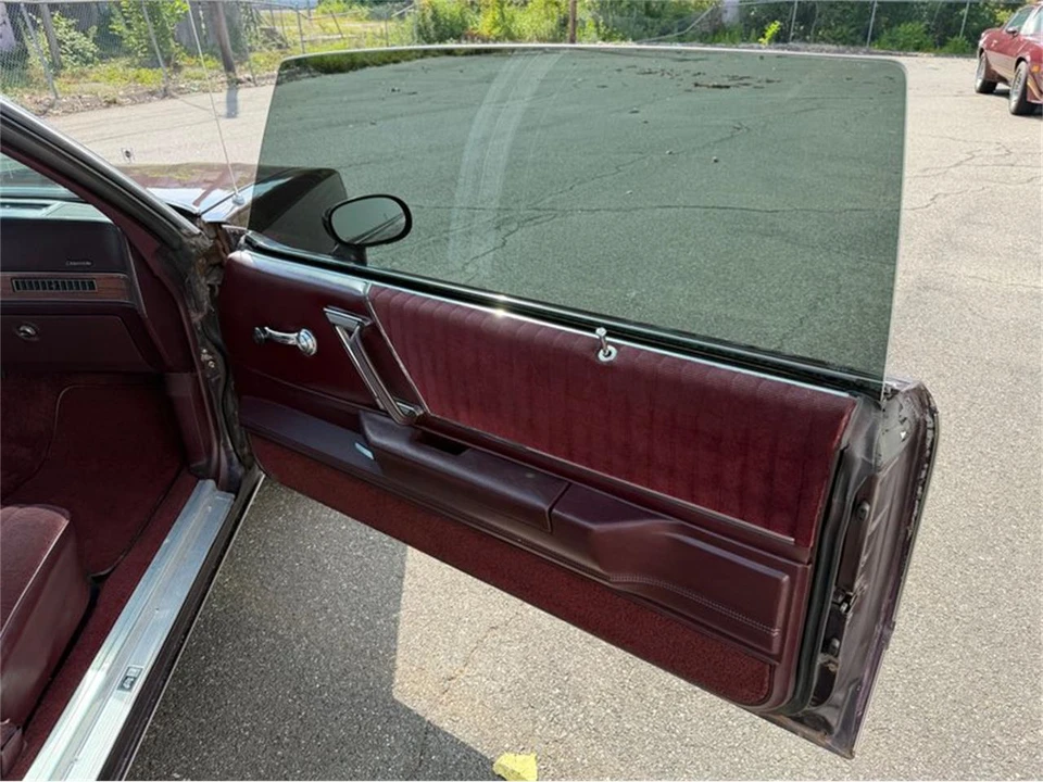 1988 Oldsmobile Cutlass 5th Gen - Image 21 of 31