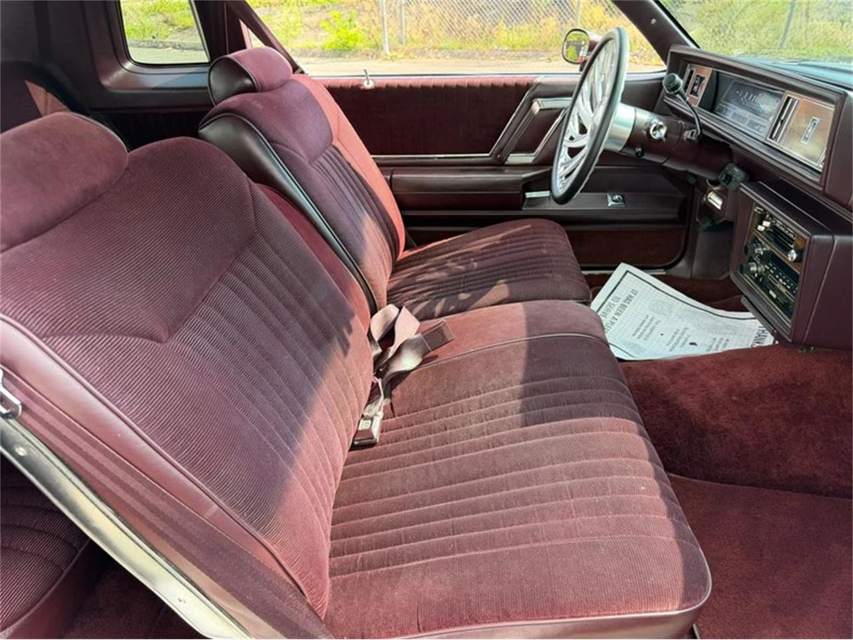 1988 Oldsmobile Cutlass 5th Gen - Image 23 of 31