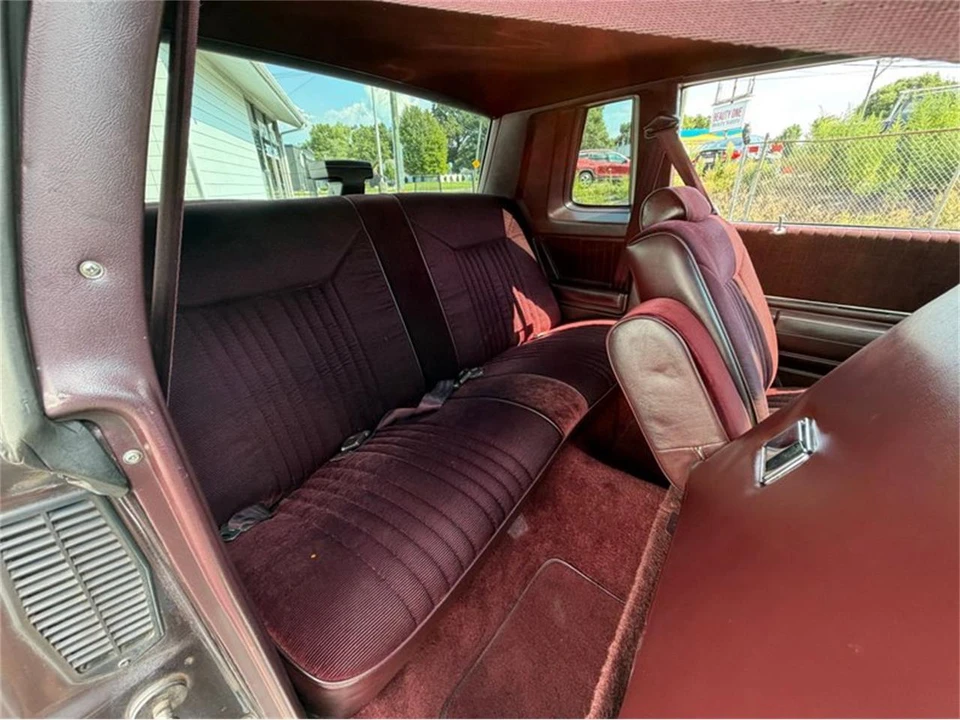 1988 Oldsmobile Cutlass 5th Gen - Image 24 of 31