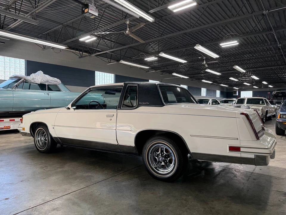 1988 Oldsmobile Cutlass 5th Gen - Image 5 of 31