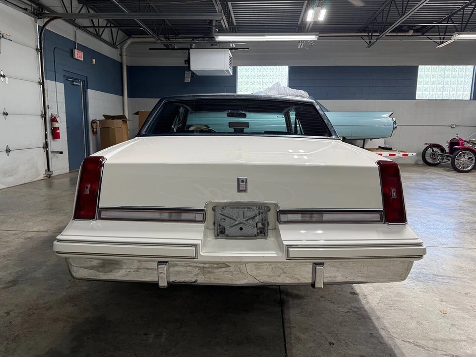 1988 Oldsmobile Cutlass 5th Gen - Image 7 of 31
