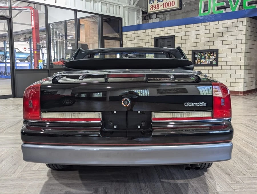 1988 Oldsmobile Cutlass 5th Gen - Image 22 of 31