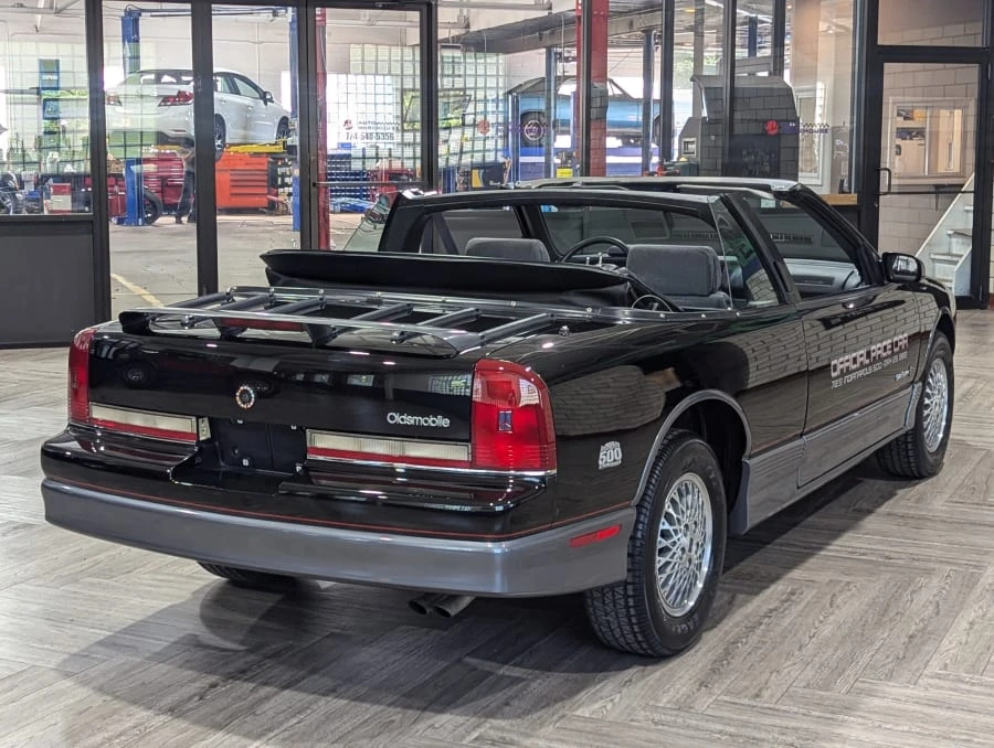 1988 Oldsmobile Cutlass 5th Gen - Image 9 of 31
