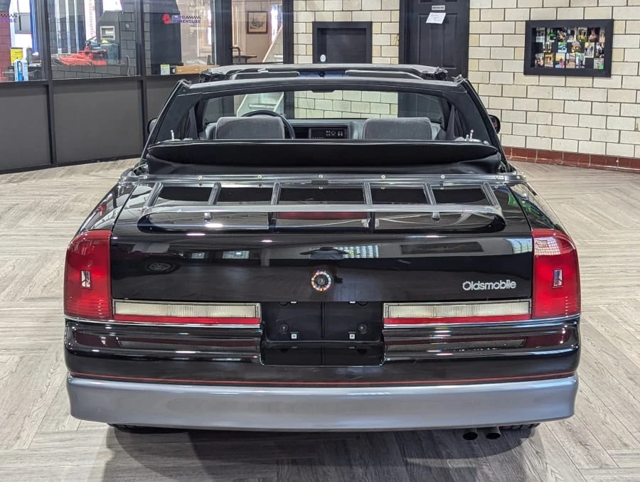 1988 Oldsmobile Cutlass 5th Gen - Image 11 of 31