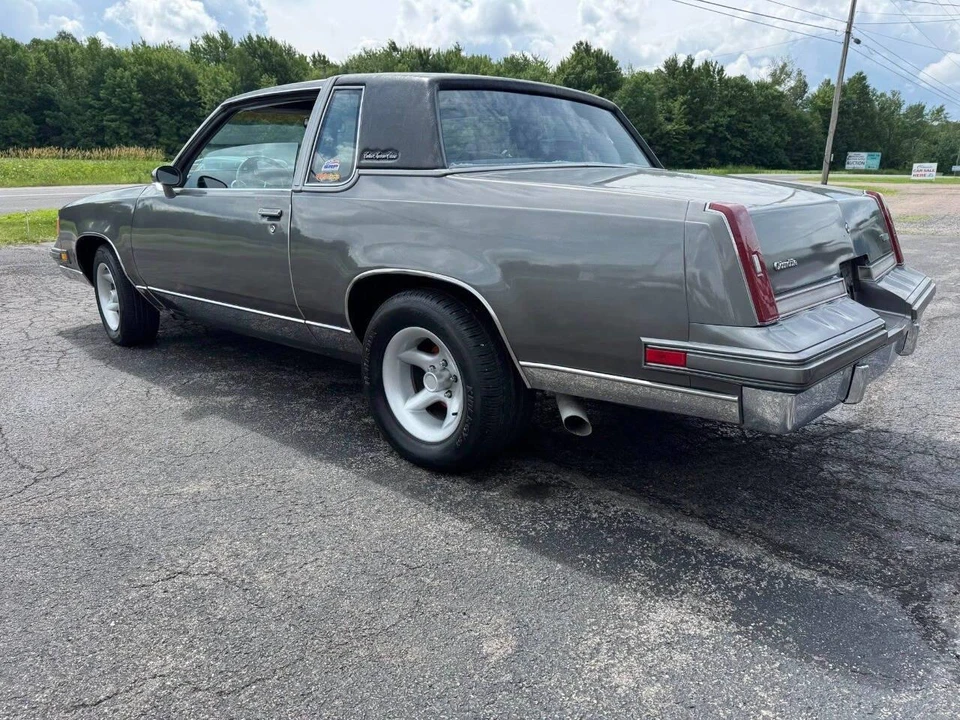 1988 Oldsmobile Cutlass Supreme - Image 18 of 31