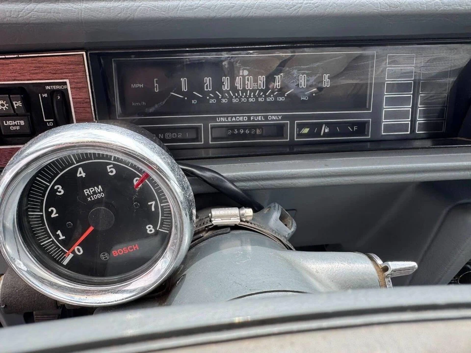 1988 Oldsmobile Cutlass Supreme - Image 27 of 31