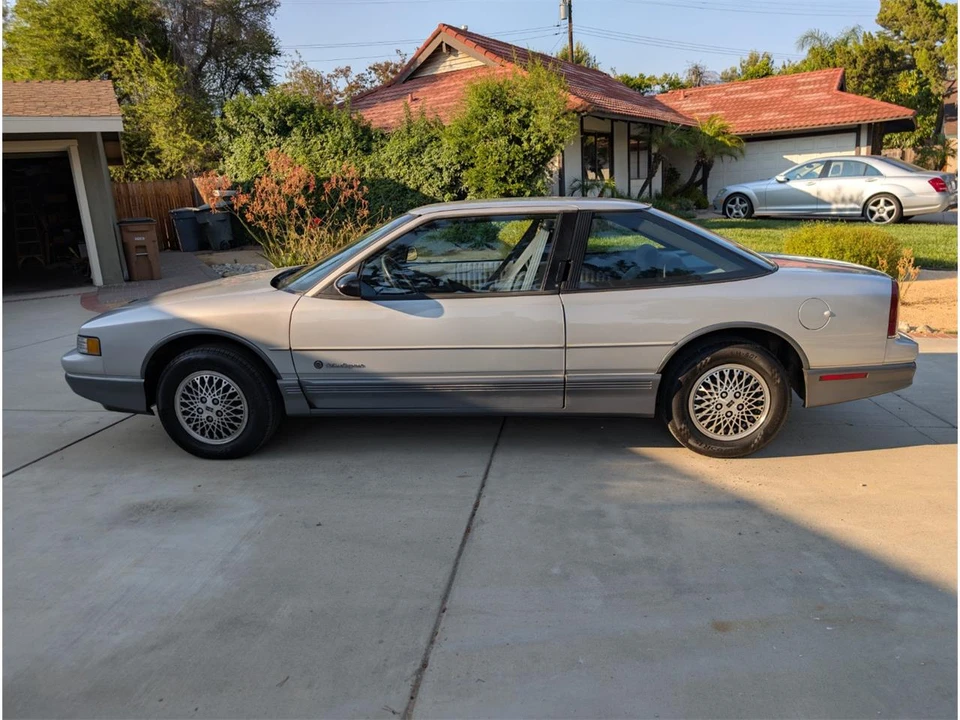 1988 Oldsmobile Cutlass Supreme - Image 14 of 31