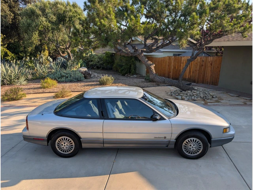 1988 Oldsmobile Cutlass Supreme - Image 7 of 31