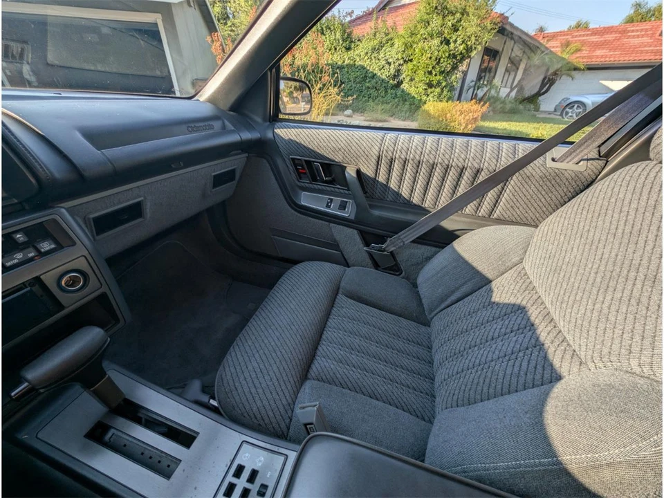 1988 Oldsmobile Cutlass Supreme - Image 19 of 31