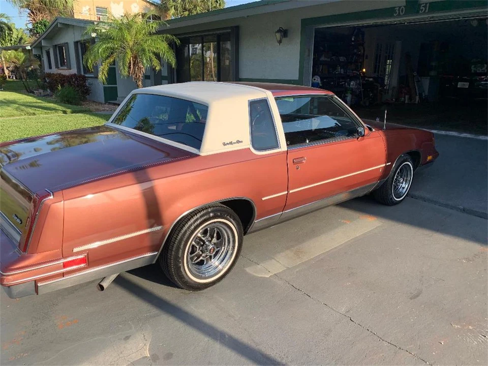 1988 Oldsmobile Cutlass Supreme - Image 3 of 31