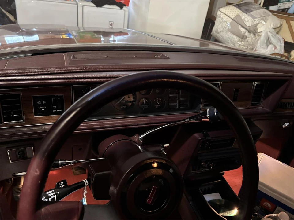 1988 Oldsmobile Cutlass Supreme - Image 18 of 31