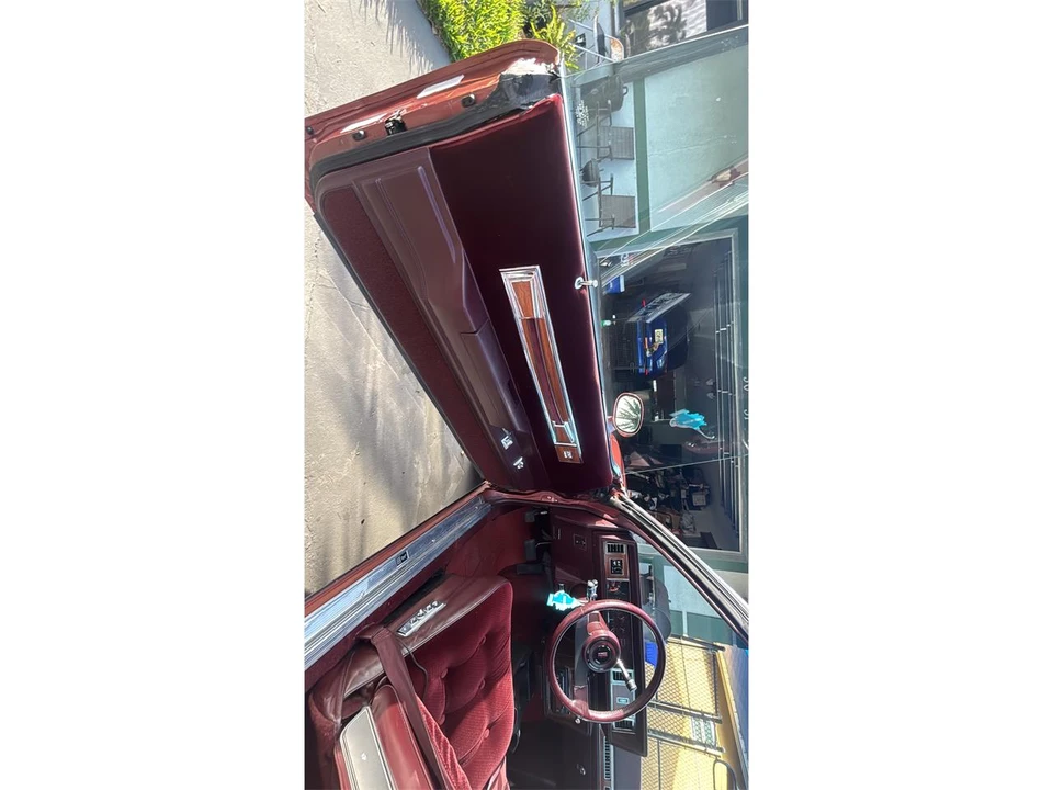 1988 Oldsmobile Cutlass Supreme - Image 25 of 31