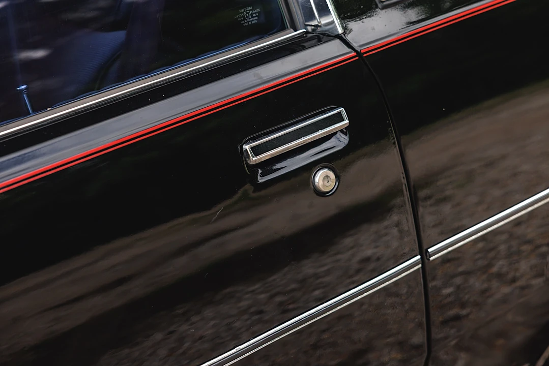 1988 Oldsmobile Cutlass Supreme - Image 29 of 31