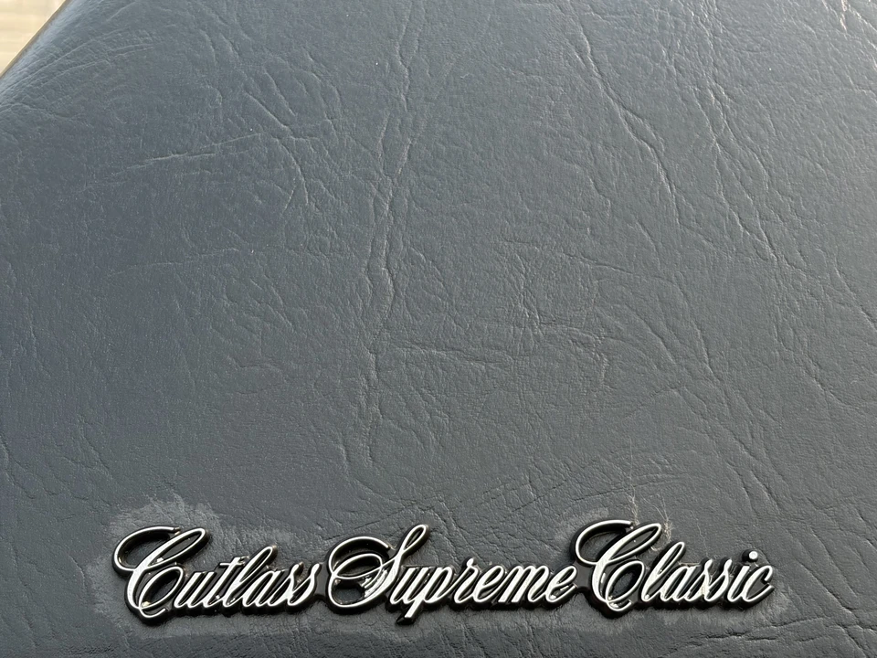 1988 Oldsmobile Cutlass Supreme - Image 27 of 31