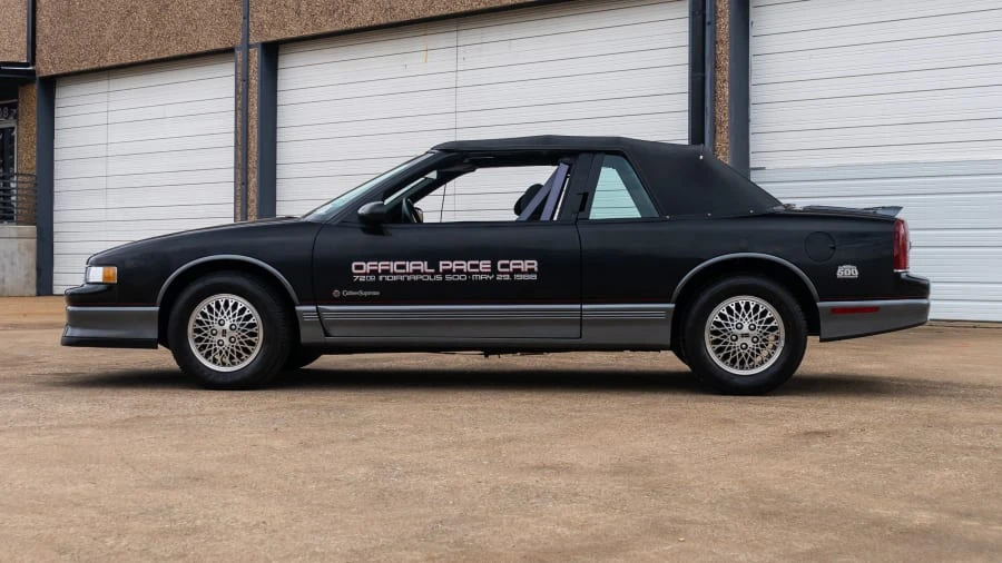 1988 Oldsmobile Cutlass Supreme - Image 2 of 13