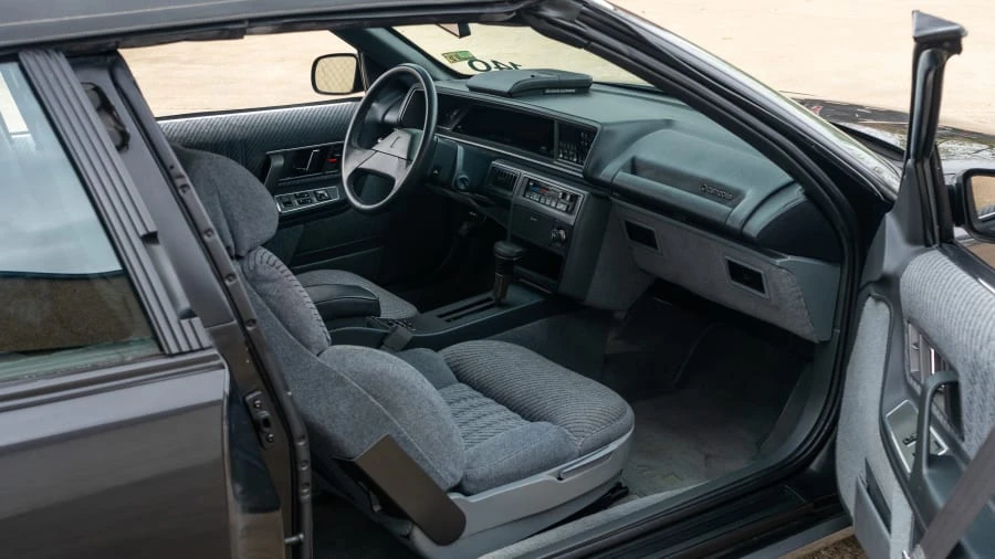 1988 Oldsmobile Cutlass Supreme - Image 6 of 13