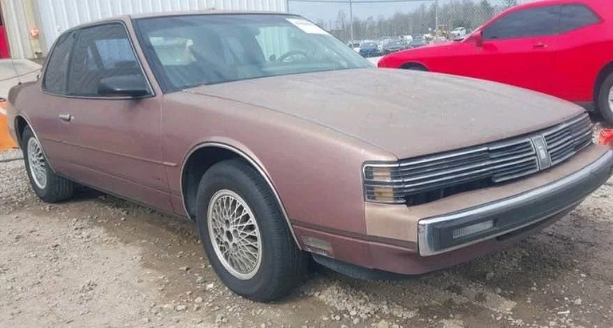1988 Oldsmobile Toronado - Image 2 of 6