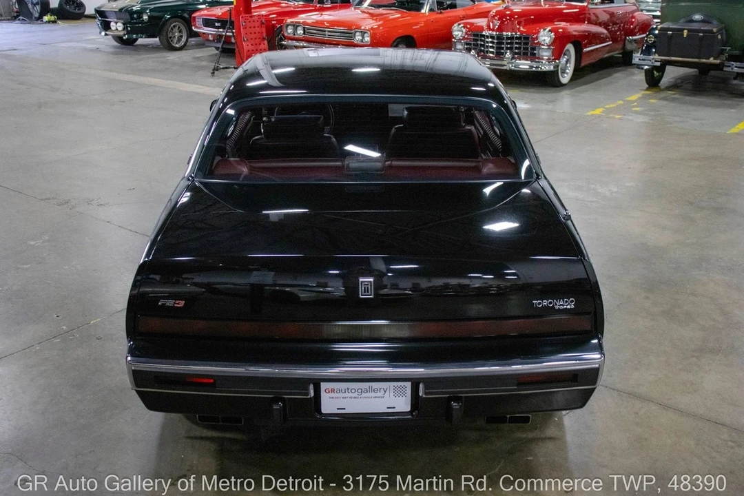 1988 Oldsmobile Toronado - Image 5 of 12