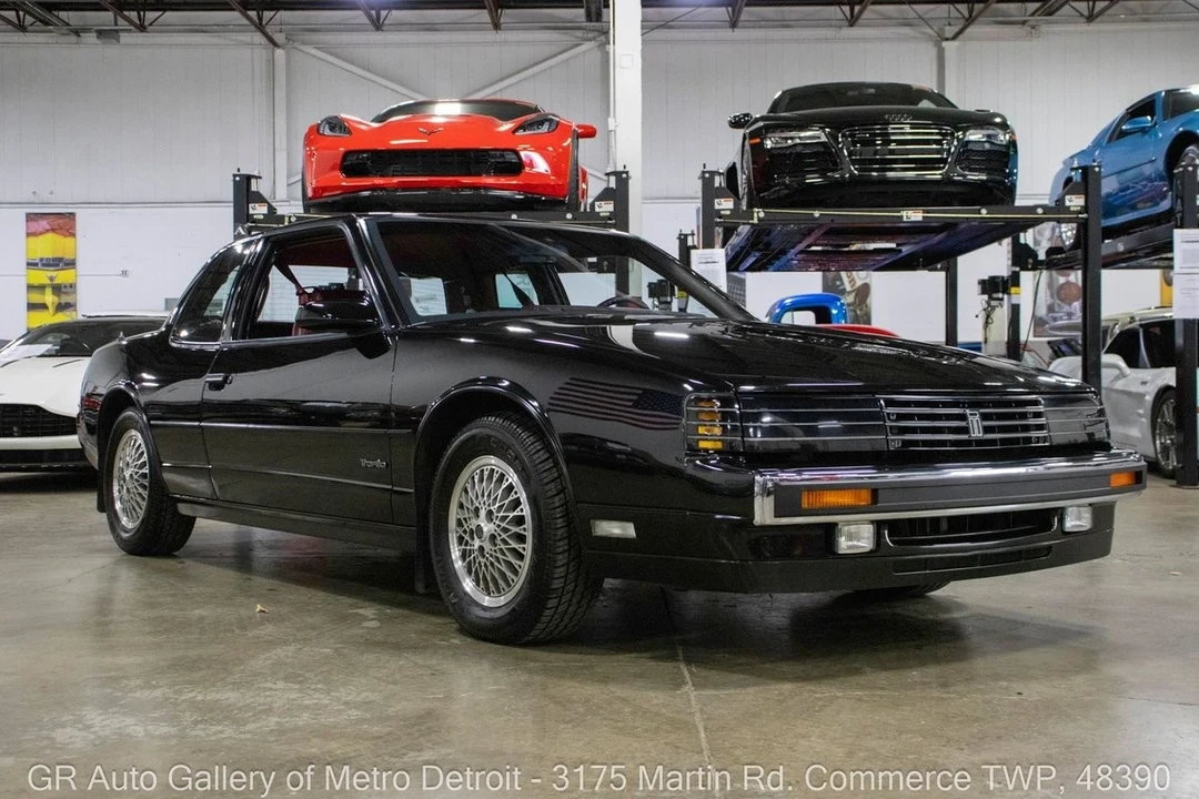 1988 Oldsmobile Toronado - Image 10 of 12
