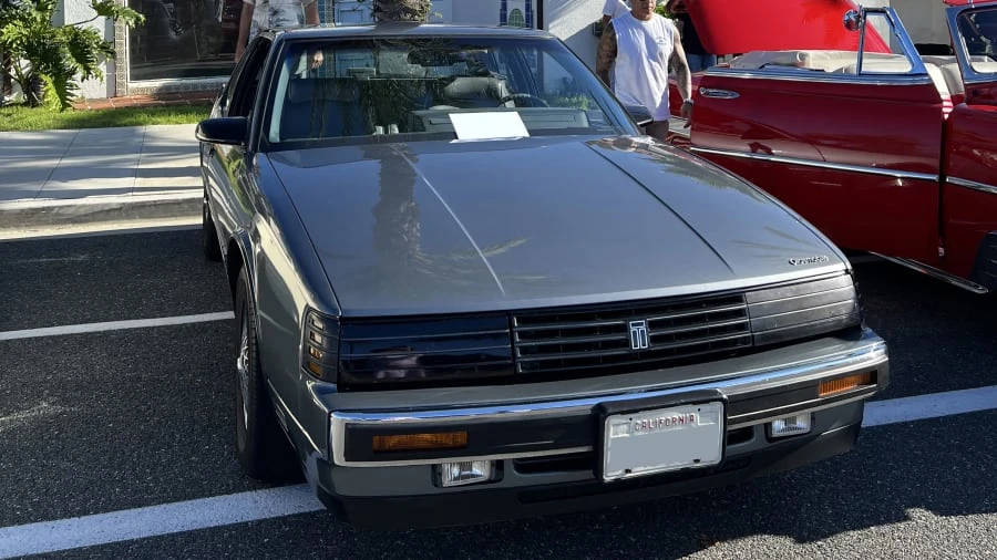 1988 Oldsmobile Toronado - Image 8 of 24