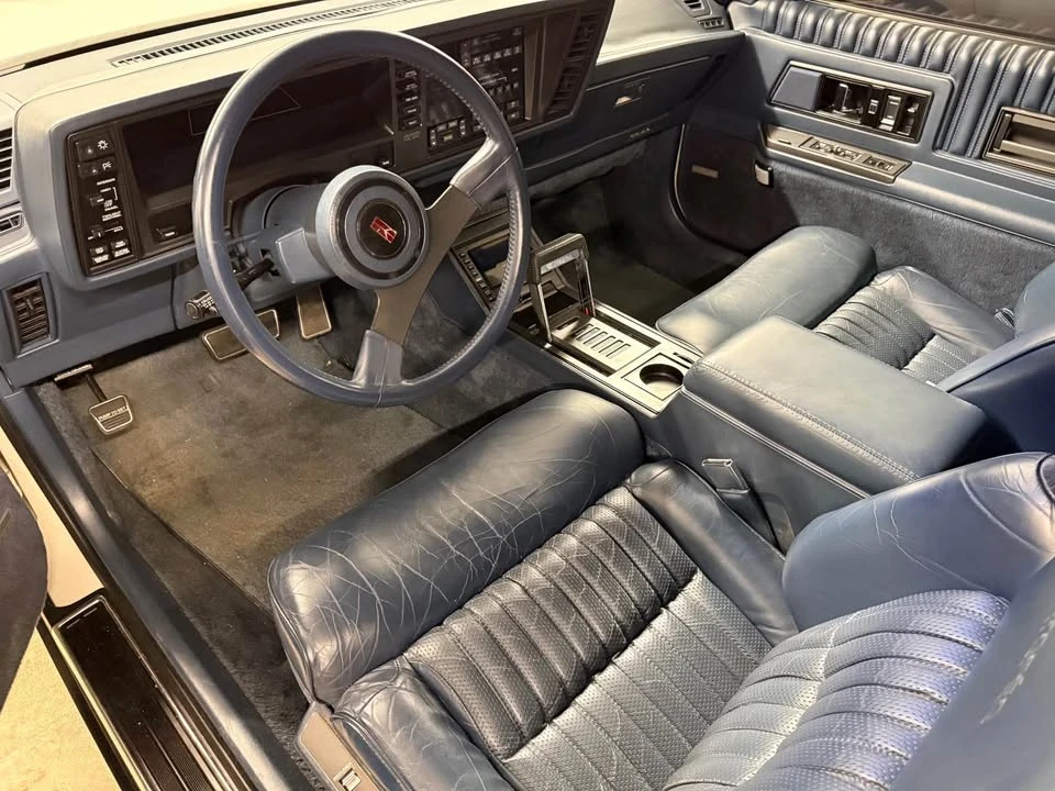 1988 Oldsmobile Toronado - Image 5 of 12