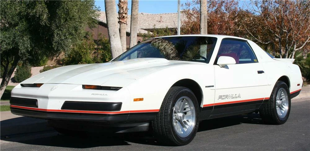 1988 Pontiac Firebird 3rd Gen - Image 2 of 5