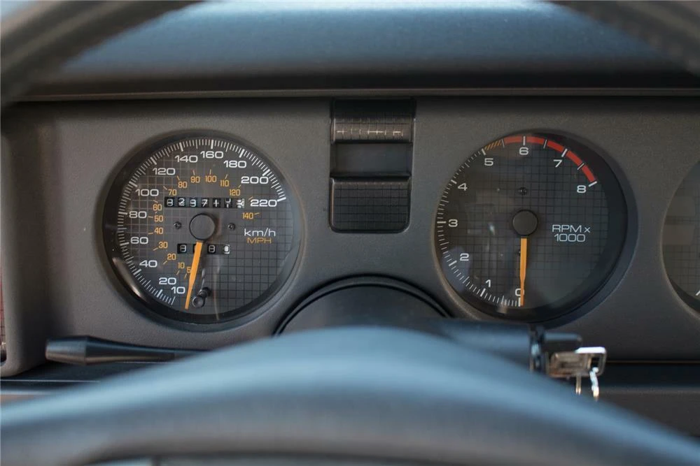 1988 Pontiac Firebird 3rd Gen - Image 5 of 6