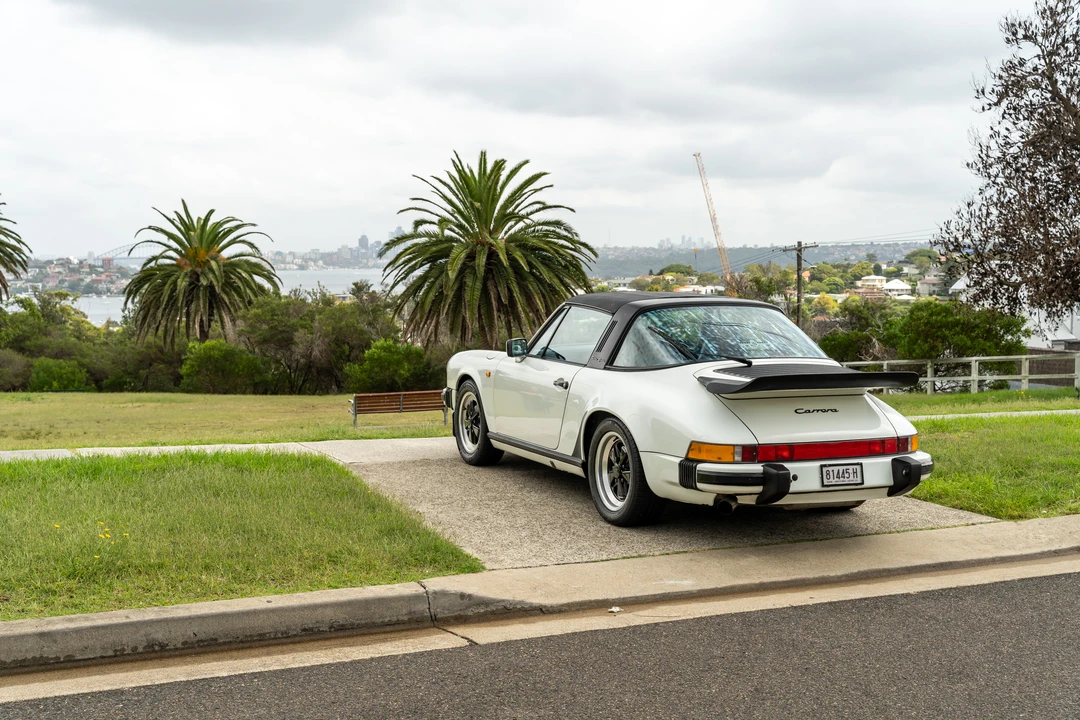 1988 Porsche 911 Carrera 3.2 - Image 11 of 31