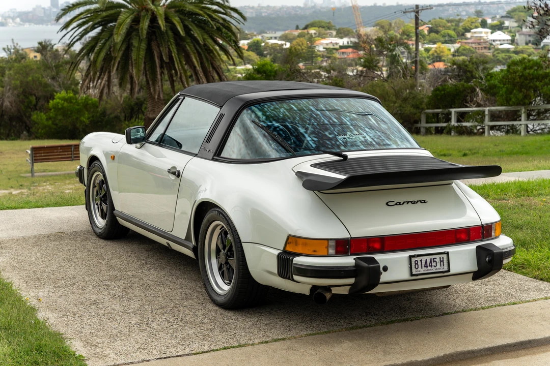 1988 Porsche 911 Carrera 3.2 - Image 6 of 31