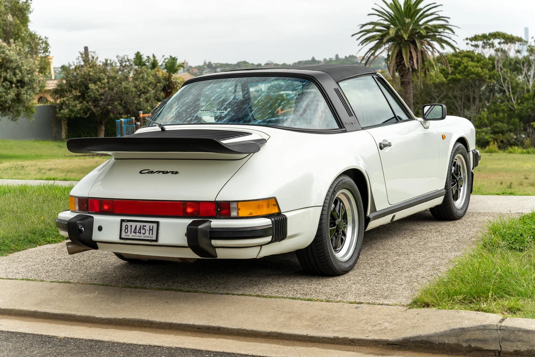 1988 Porsche 911 Carrera 3.2 - Image 8 of 31