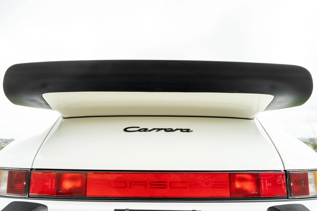 1988 Porsche 911 Carrera 3.2 - Image 28 of 31