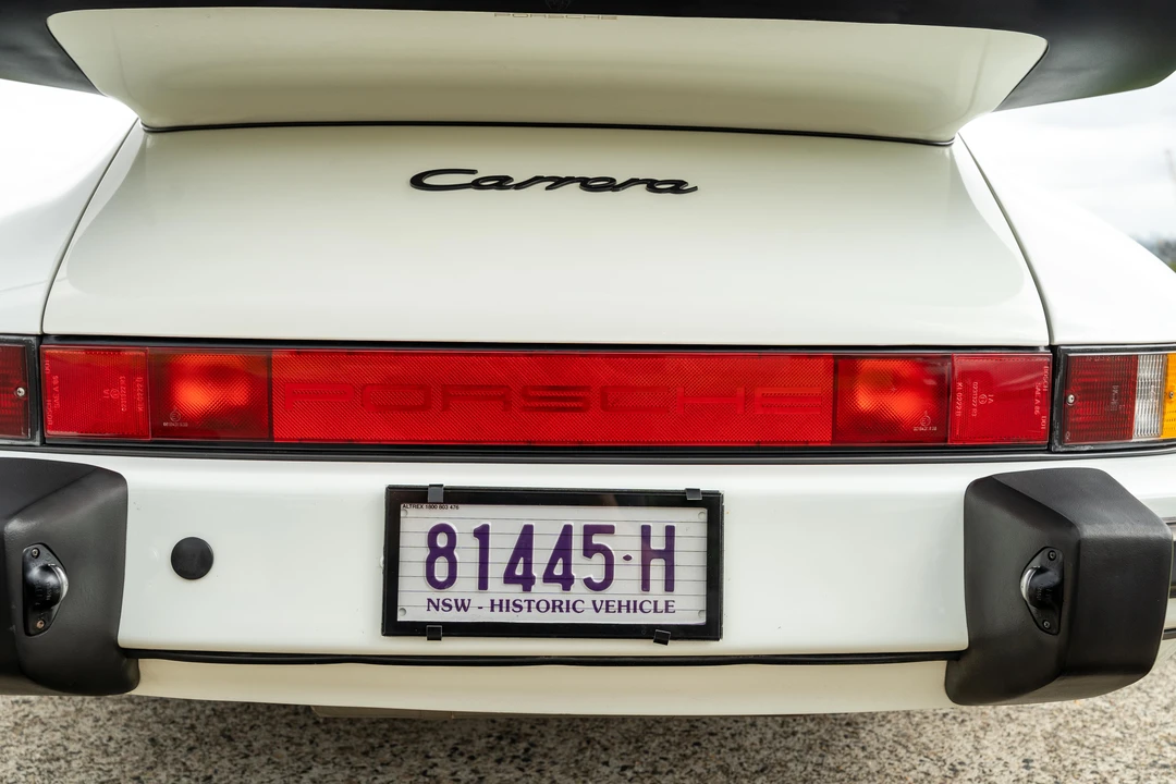 1988 Porsche 911 Carrera 3.2 - Image 29 of 31