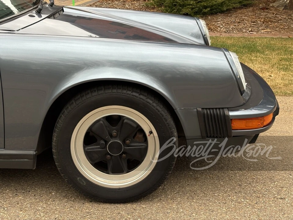 1988 Porsche 911 Carrera 3.2 - Image 25 of 30