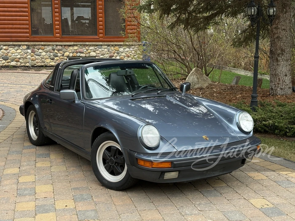 1988 Porsche 911 Carrera 3.2 - Image 21 of 30