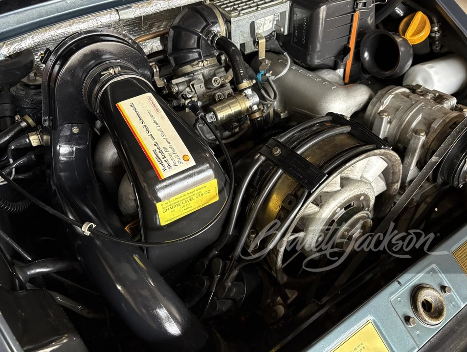 1988 Porsche 911 Carrera 3.2 - Image 7 of 30