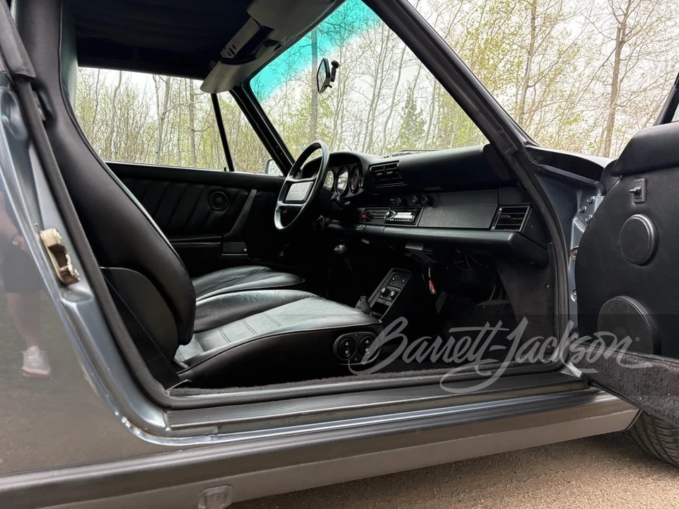 1988 Porsche 911 Carrera 3.2 - Image 10 of 30