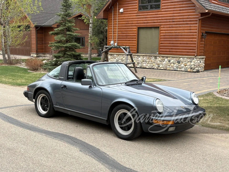 1988 Porsche 911 Carrera 3.2 - Image 24 of 30