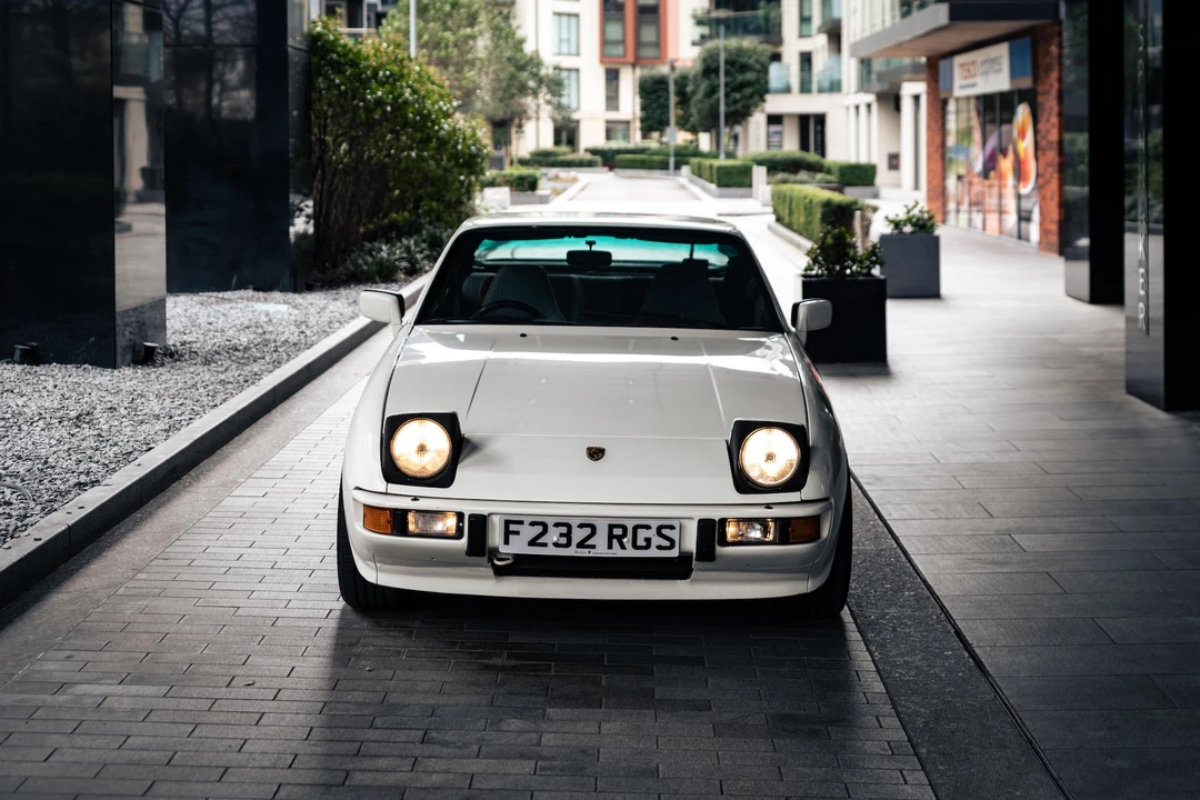 1988 Porsche 924 S - Image 10 of 31