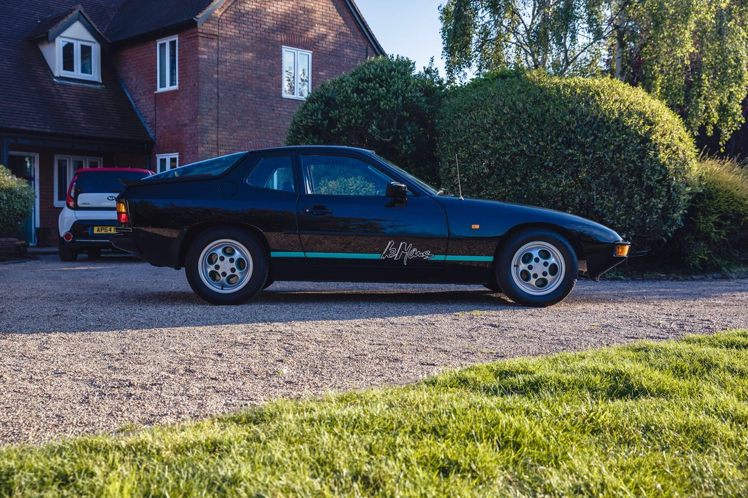 1988 Porsche 924 S - Image 12 of 31
