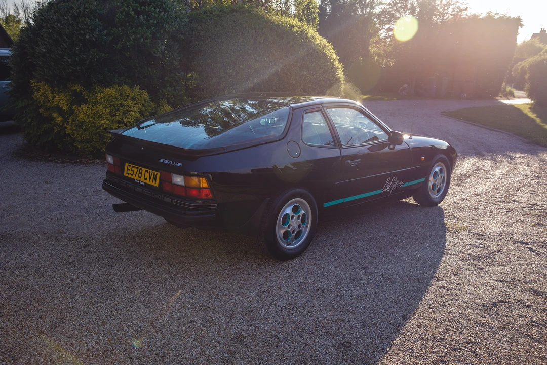 1988 Porsche 924 S - Image 7 of 31