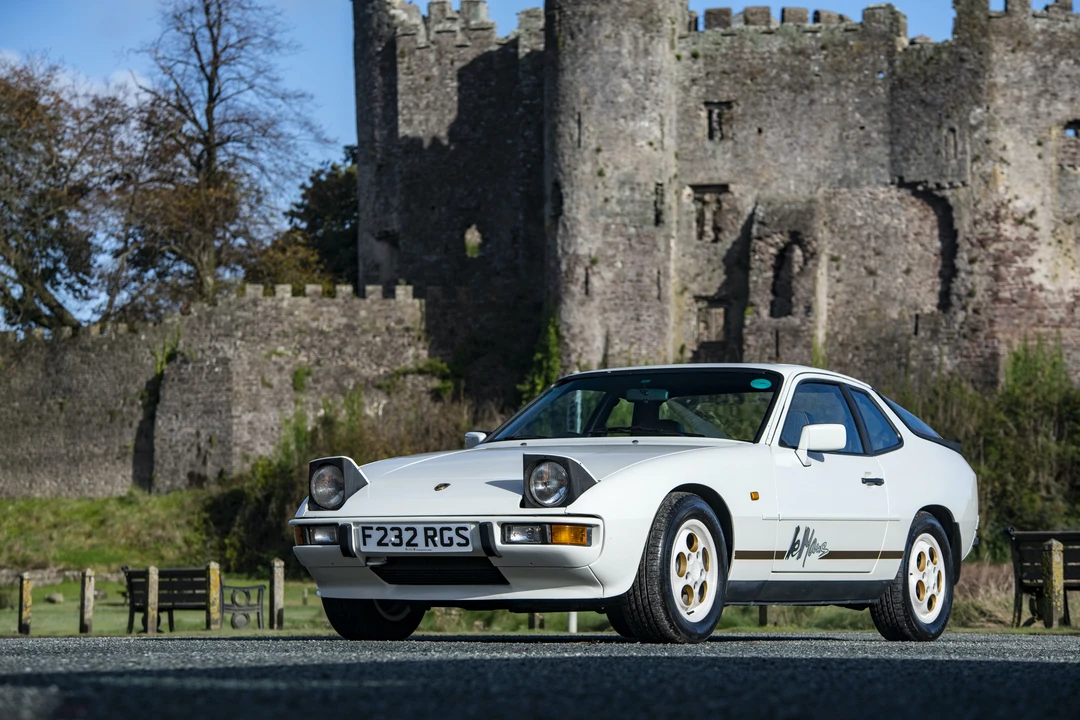 1988 Porsche 924 S - Image 8 of 31