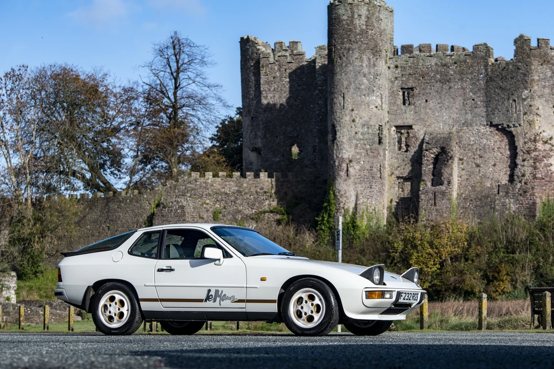 1988 Porsche 924 S - Image 14 of 31