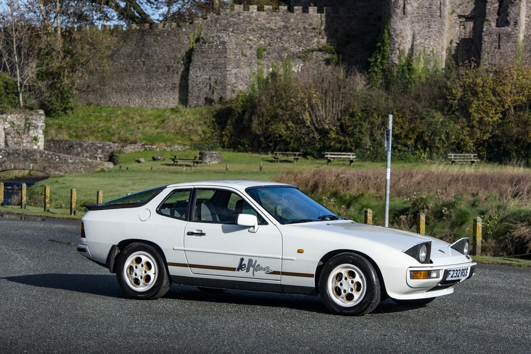 1988 Porsche 924 S - Image 15 of 31