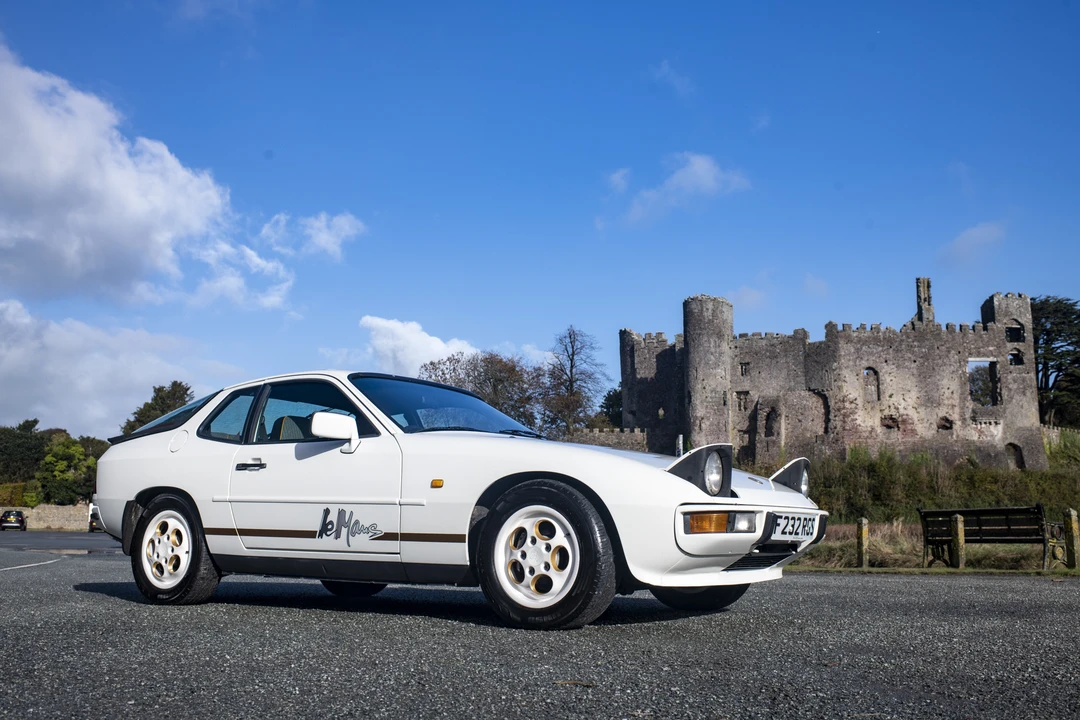 1988 Porsche 924 S - Image 17 of 31
