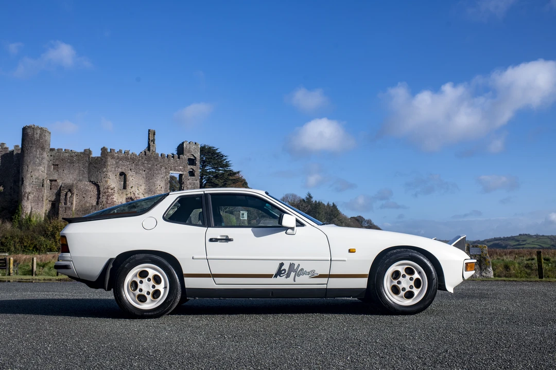 1988 Porsche 924 S - Image 18 of 31